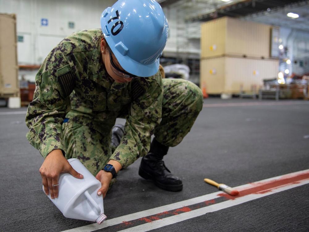 USS Carl Vinson (CVN 70 Sailors Work In-Port