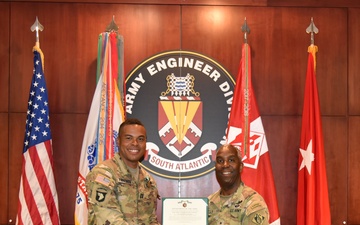 CPT Martin Figueroa awarded Army Commendation Medal from BG Jason Kelly