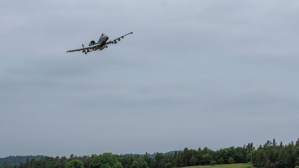 124th A-10s Get Dirty at Fort McCoy