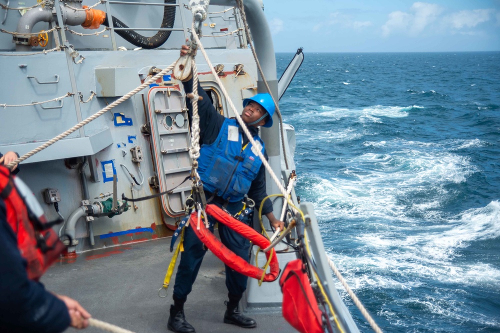 USS Jason Dunham (DDG 109) Seamanship Training