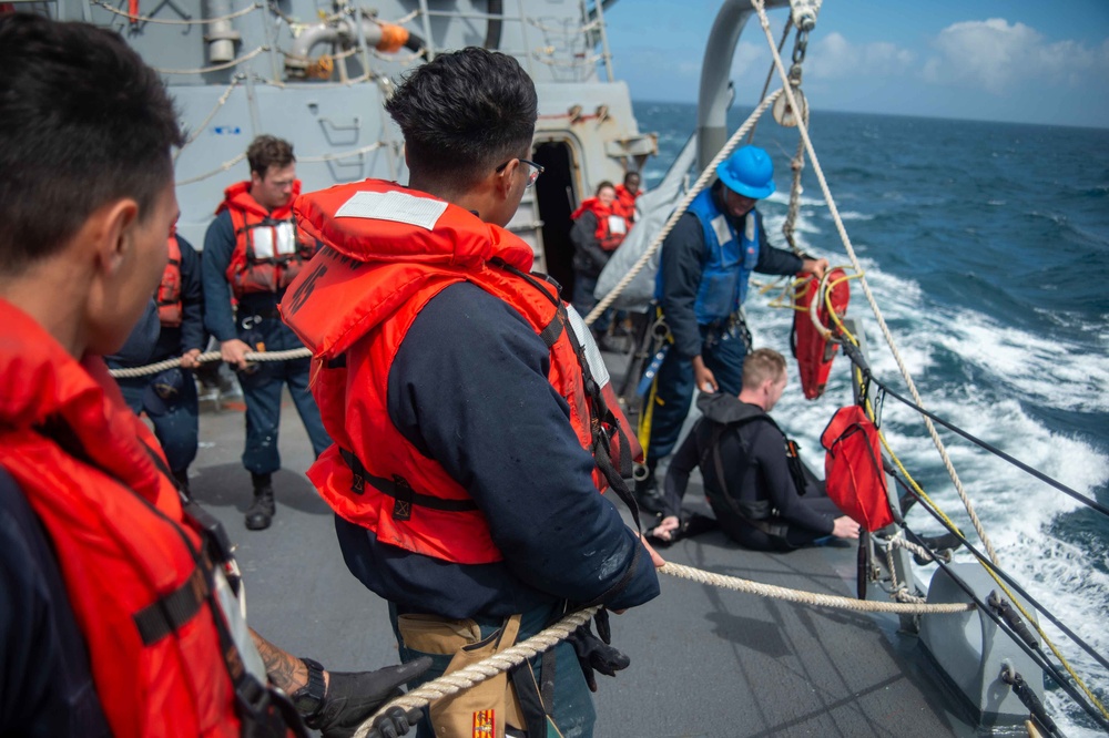 USS Jason Dunham (DDG 109) Seamanship Training