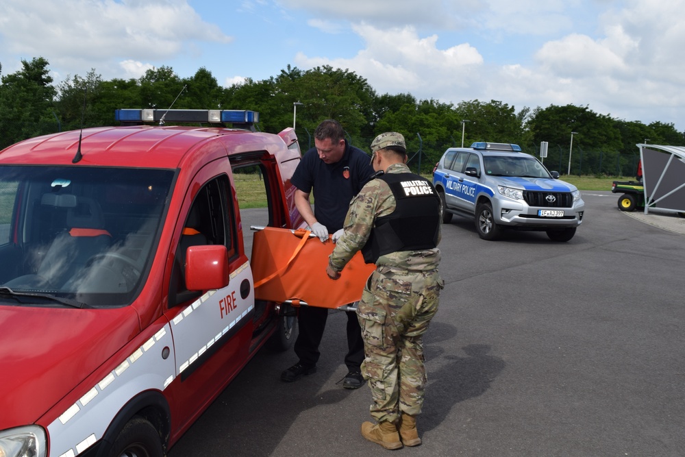 Unloading a stretcher