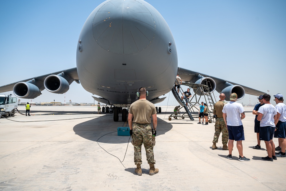 5th EAMS maintain and refuel a C-5 Super Galaxy aircraft