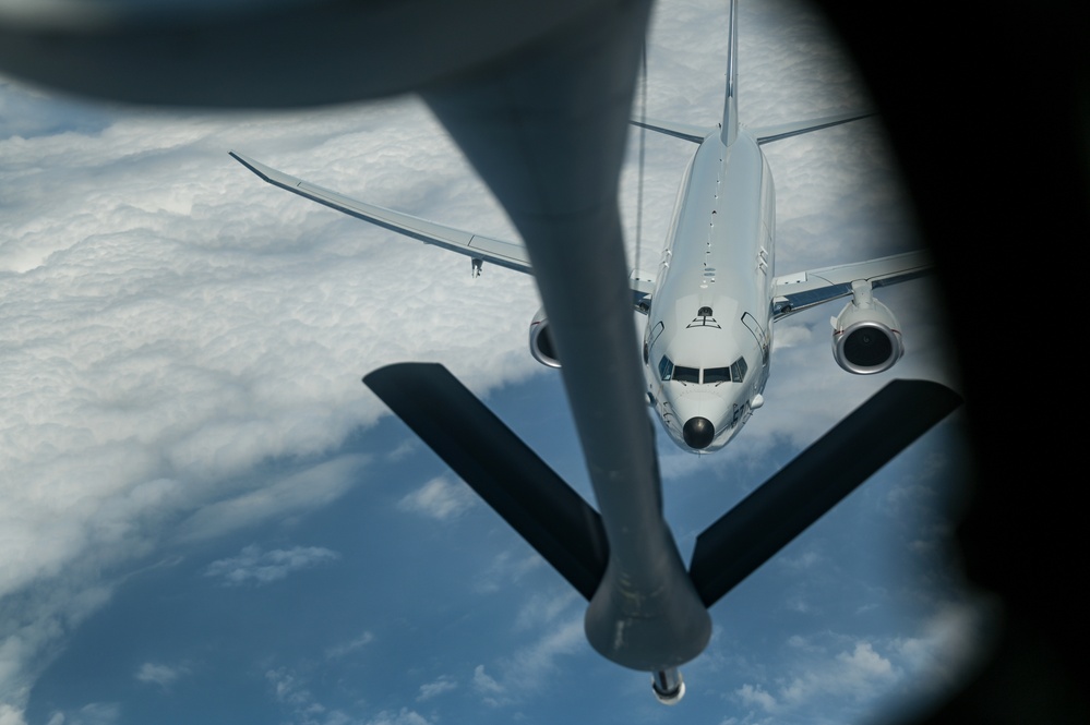 909th refuels Navy P-8 Poseidon