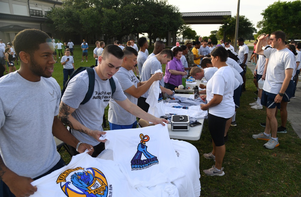 DVIDS - Images - AFSA Chapter 652 hosts Suicide Prevention Color Run ...