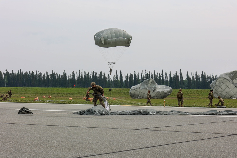 2nd Infantry Brigade Combat Team (Airborne), 11th Airborne Division conducts first major joint exercise during Red Flag - Alaska 22-2