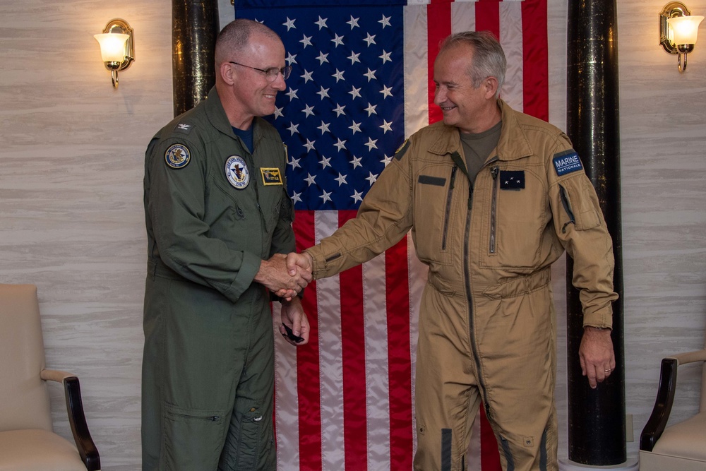 USS Carl Vinson (CVN 70) Hosts French Admiral of Naval Aviation