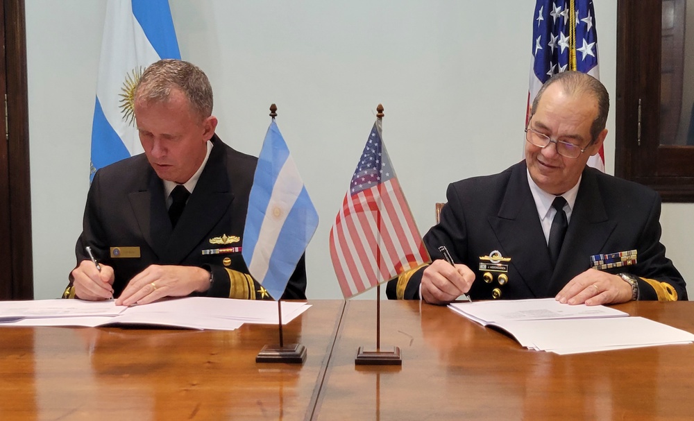 4th Fleet Conducts Maritime Staff Talks With Argentina