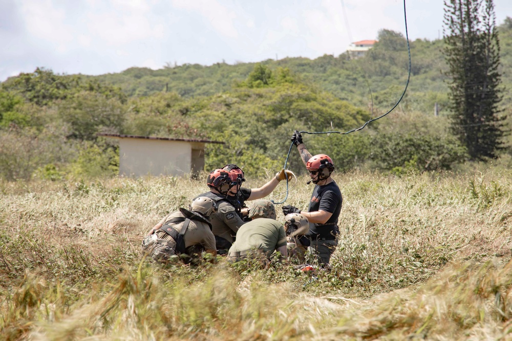 SAR Hoist training in Guam