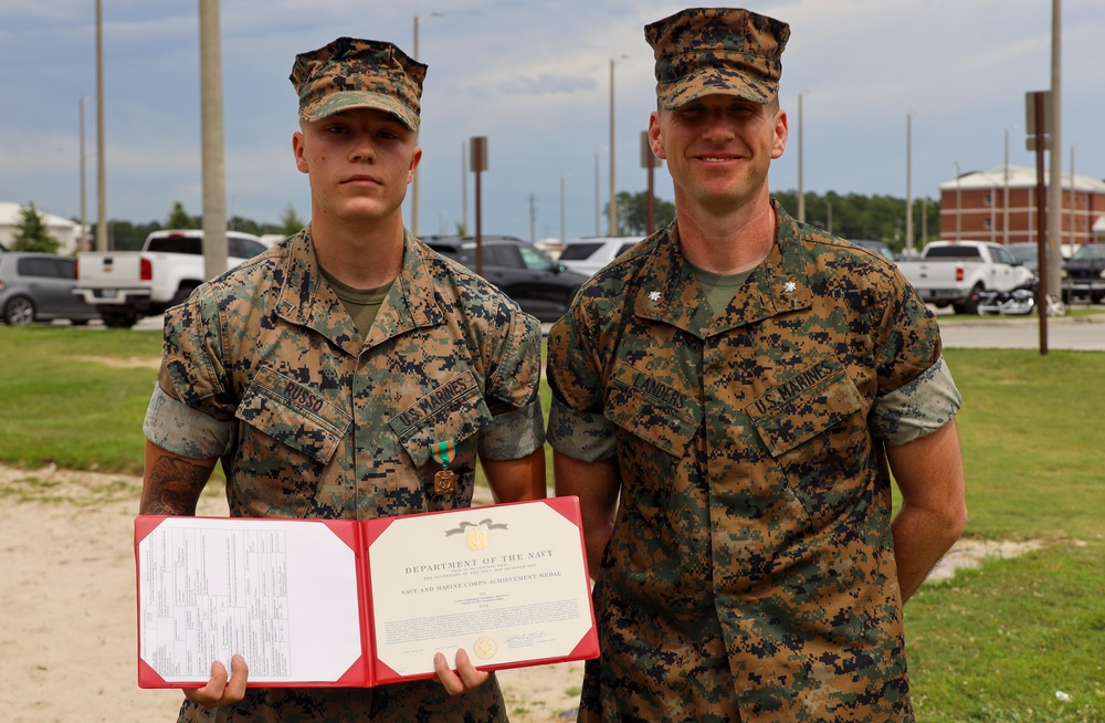 2/8 Marine Awarded for Heroic Actions
