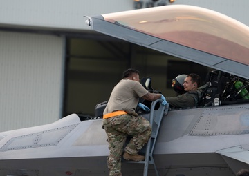 Hawaiian Raptors join the 354th AEW