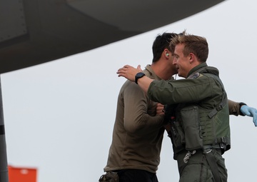 Hawaiian Raptors join the 354th AEW