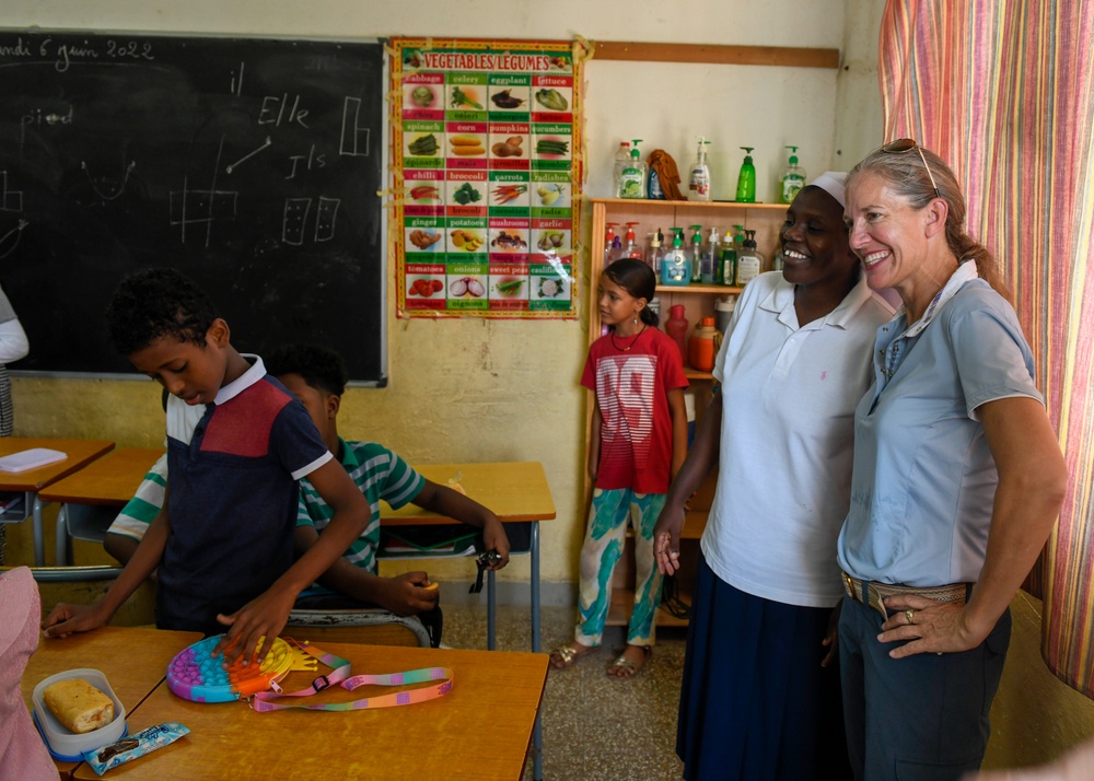 MG Jami Shawley visit local refugee day center in Djibouti