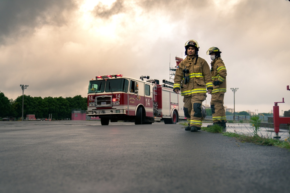 110th Wing Firefighters receive live building fire training during Japan DFT