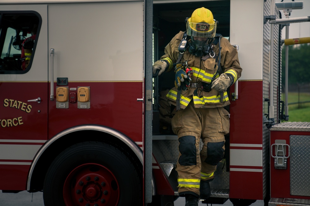 110th Wing Firefighters receive live building fire training during Japan DFT