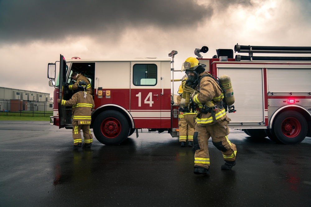 110th Wing Firefighters receive live building fire training during Japan DFT