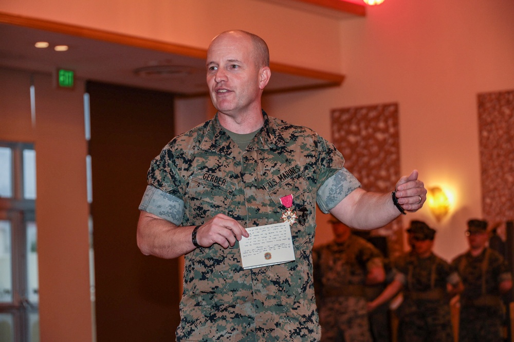 III Marine Information Group Change of Command