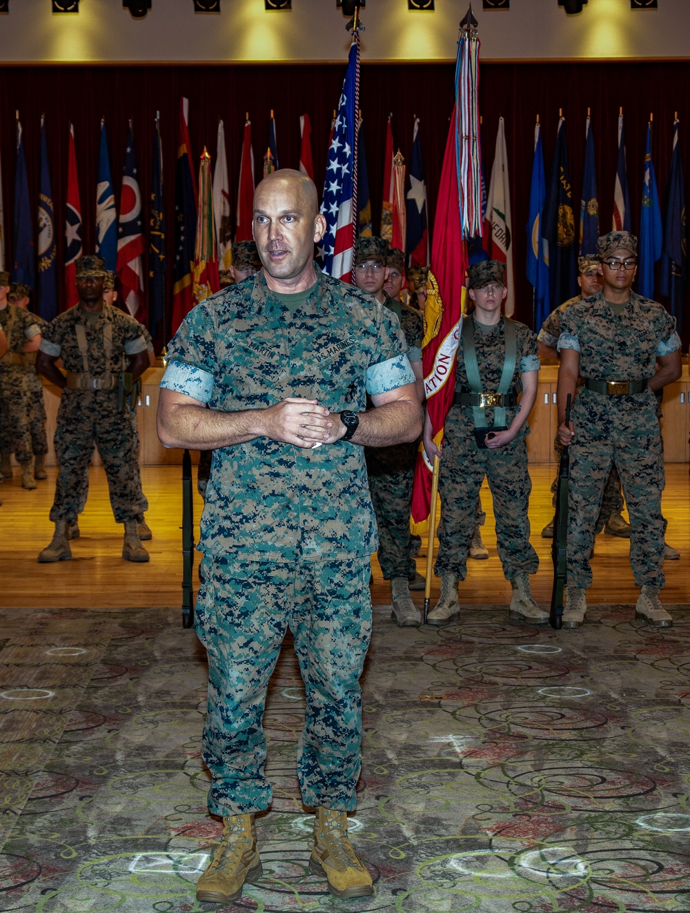 III Marine Information Group Change of Command