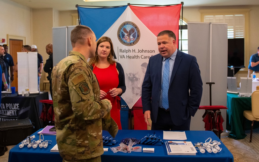 Hiring Our Heroes hosts Career Summit at JB Charleston