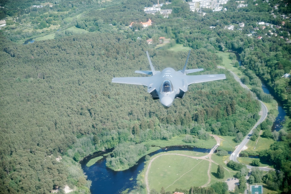 U.S. F-35s soared over Baltic nations
