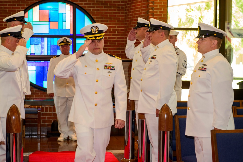 Submarine Readiness Squadron 36 Holds Change of Command