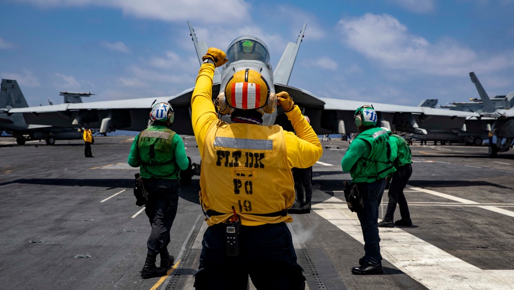 Flight Operations Aboard USS George H.W. Bush (CVN 77)