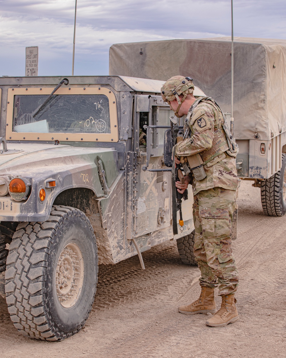 Soldier pulls security during Western Strike 22