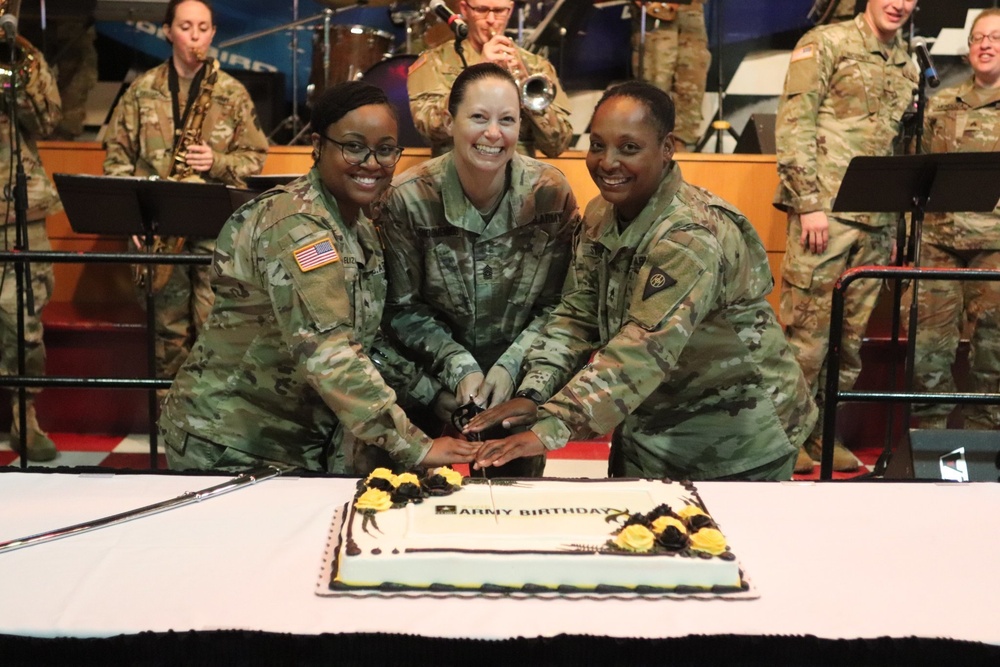 Hundreds celebrate Army’s 247th birthday during Fort McCoy celebration