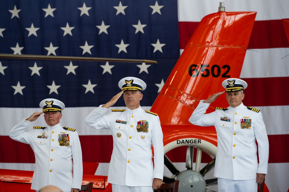 Coast Guard Air Station San Francisco welcomes new commanding officer