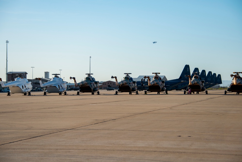 Mi-17 helicopters transport