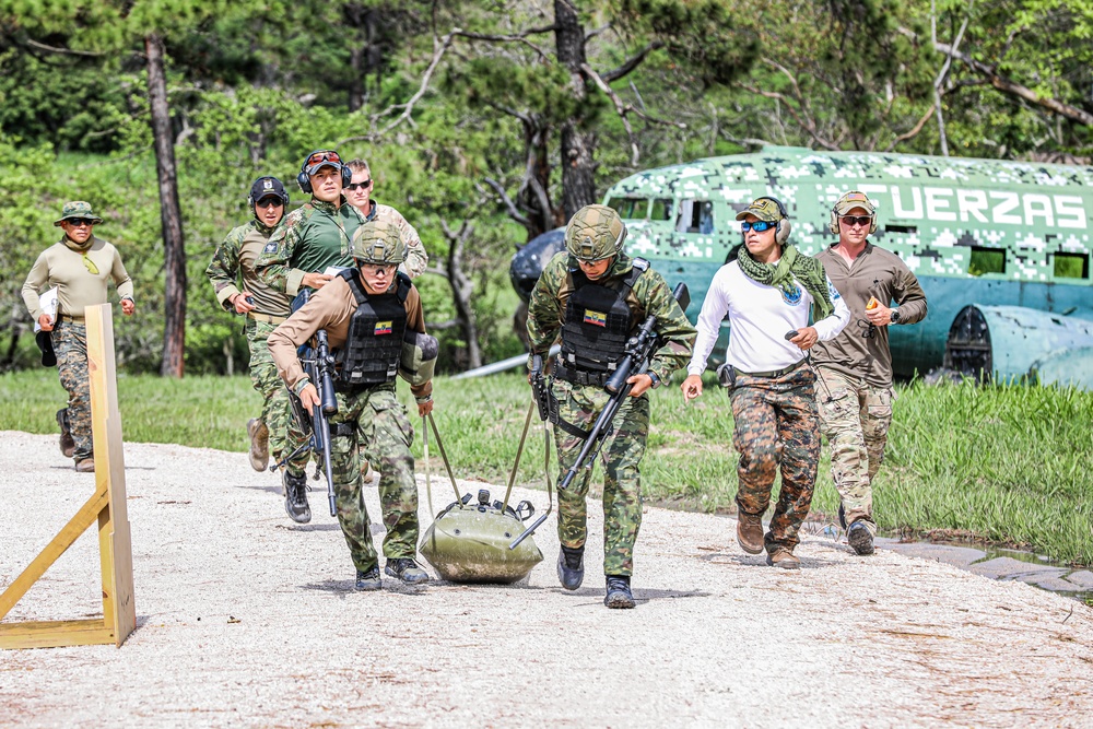 Dvids Images Fuerzas Comando 2022 Image 3 Of 14 9895