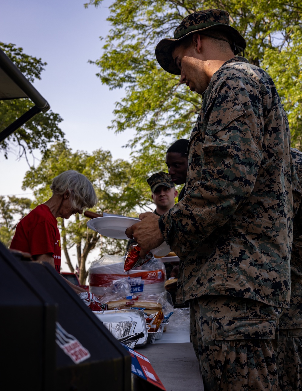 Veterans of Foreign Wars Provides Food to U.S. Marines at Exercise Gunslinger 22