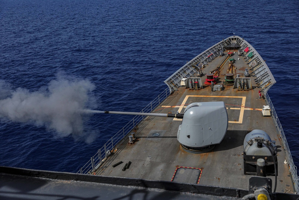 USS San Jacinto conducts Big 6 Gun Shoot