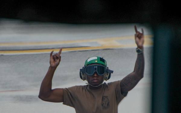 VP-5 participates in Valiant Shield 2022