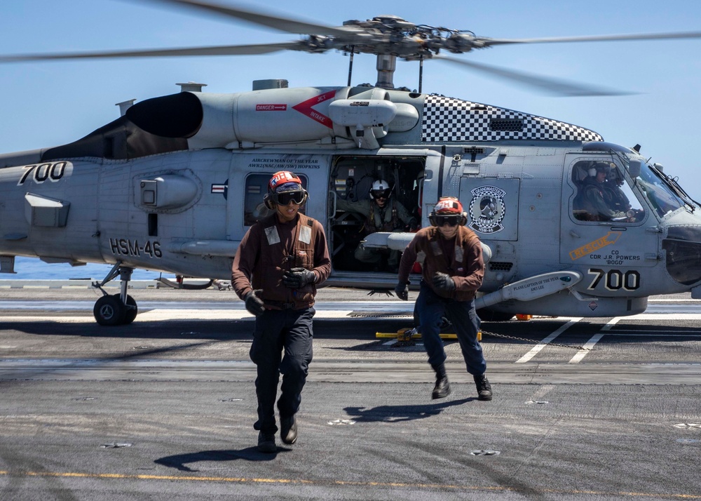 Helicopter Flight Operations aboard USS George H.W. Bush (CVN 77)