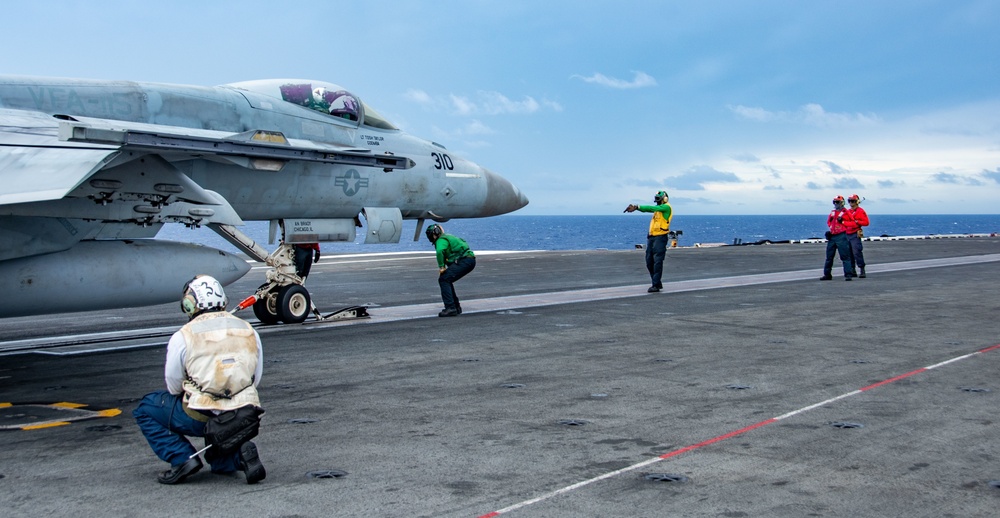 USS Ronald Reagan (CVN 76) conducts flight operations