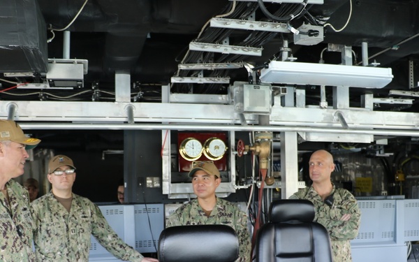 RDML Trinque Visits USS Jackson