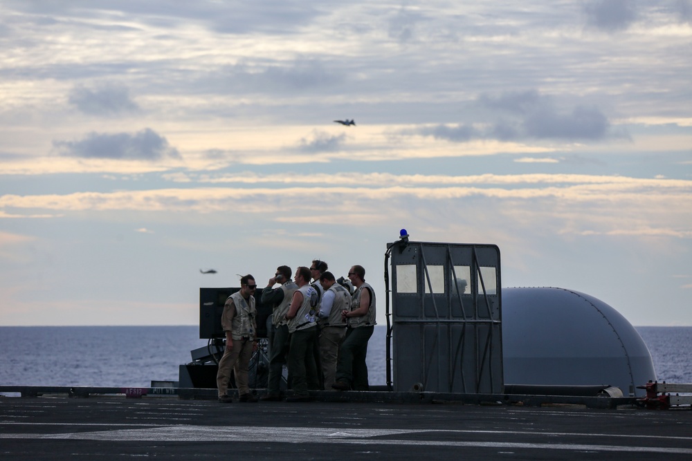 Abraham Lincoln conducts flight operations