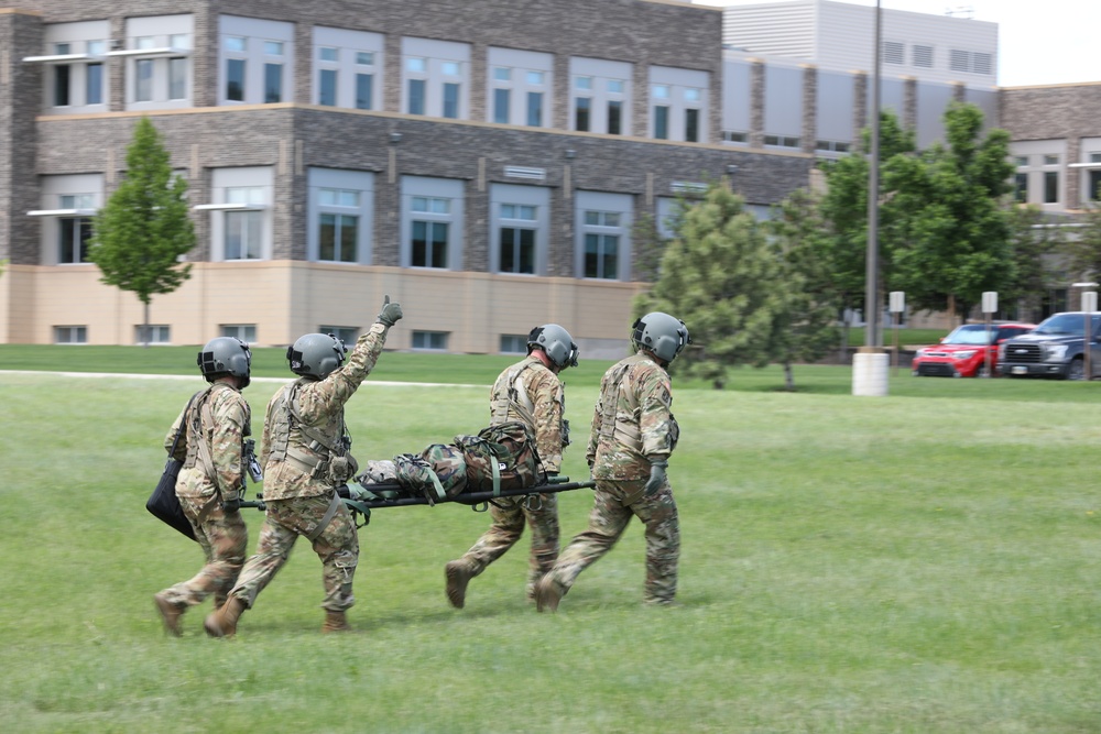 1/112th Delta Co. (AA) Litter Training - Golden Coyote 22