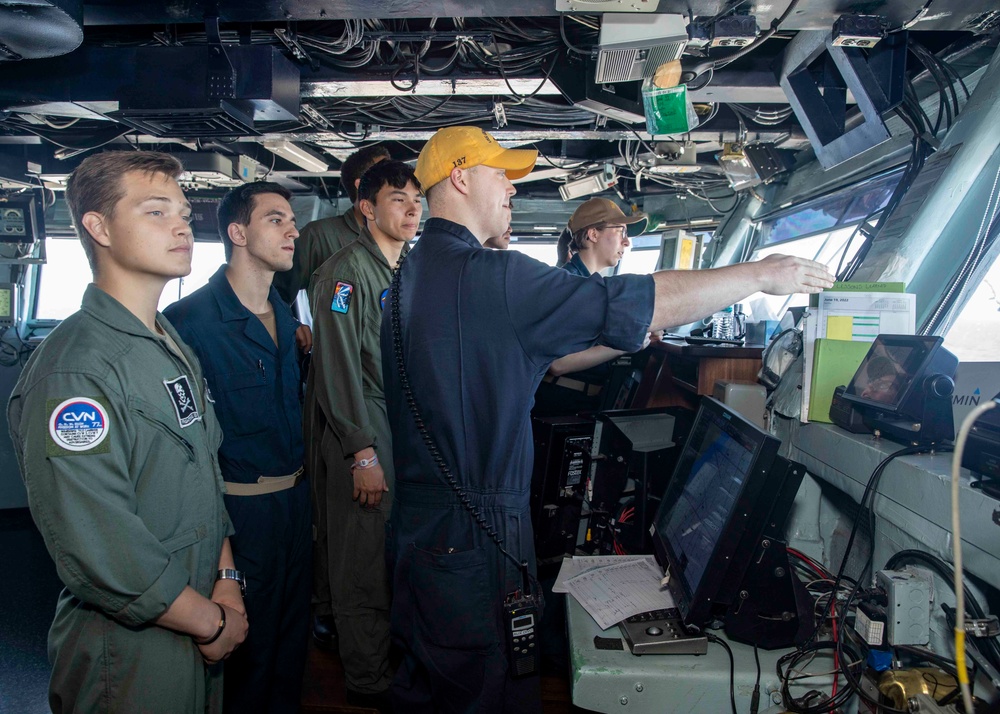 US Naval Academy Midshipmen Visit USS George H.W. Bush (CVN 77)