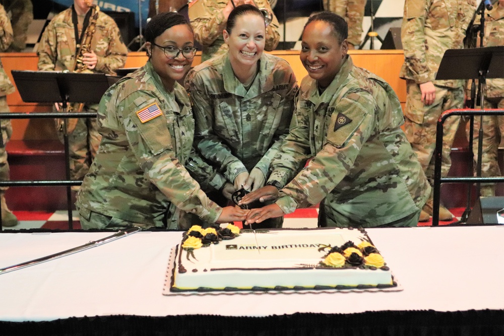 Hundreds celebrate Army’s 247th birthday at Fort McCoy