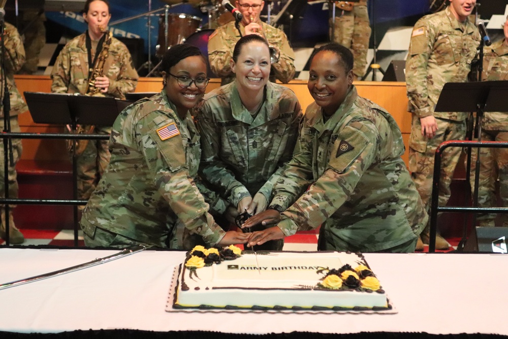 Hundreds celebrate Army’s 247th birthday at Fort McCoy