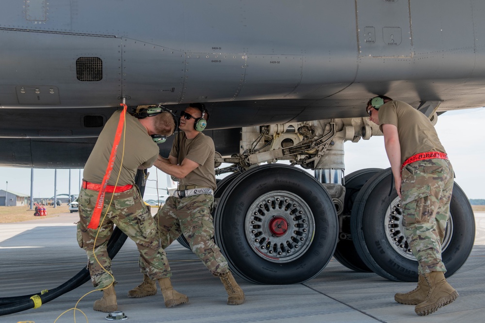 U.S. Air Force B-1B Lancers Conduct Integration Mission with Royal Australian Air Force