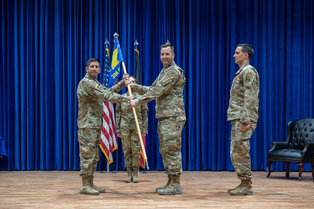 386th ECES change of command: Lt. Col. Sylvester A. d’Agrella succeeds Lt. Col. Benjamin E. Carlson
