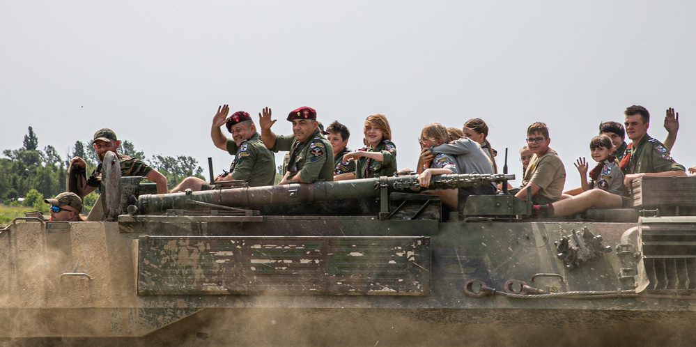 3-4 ABCT Soldiers Create Lasting Bonds at 20th Military Picnic