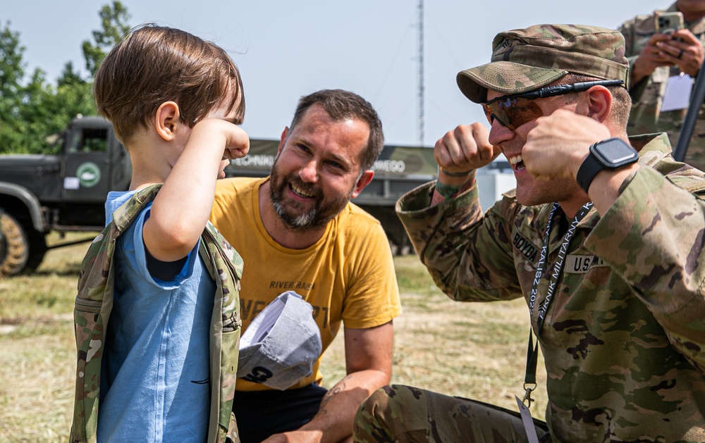 3-4 ABCT Soldiers Create Lasting Bonds at 20th Military Picnic