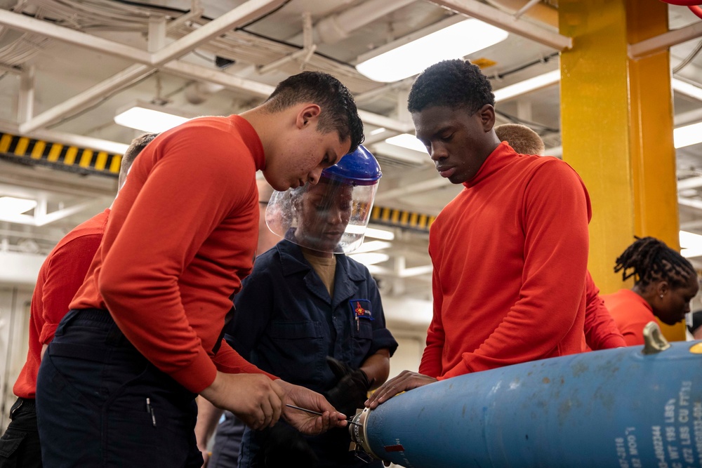 USS George H.W. Bush (CVN 77) Sailors Assemble Airborne Quick Strike Mines