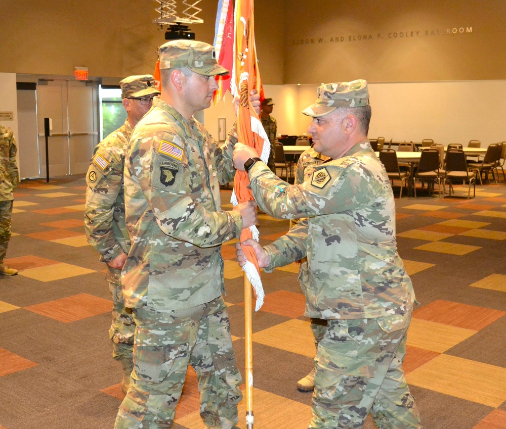 Lt. Col. Fields assumes command of the 98th Signal Battalion