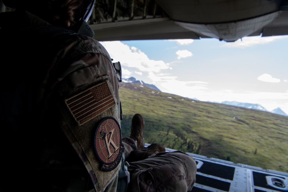 C-130s weave through mountains, perform dirt strip landings for RED FLAG 22-2