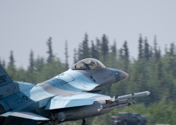 18th AGRS plays adversary at Red Flag-Alaska 22-2